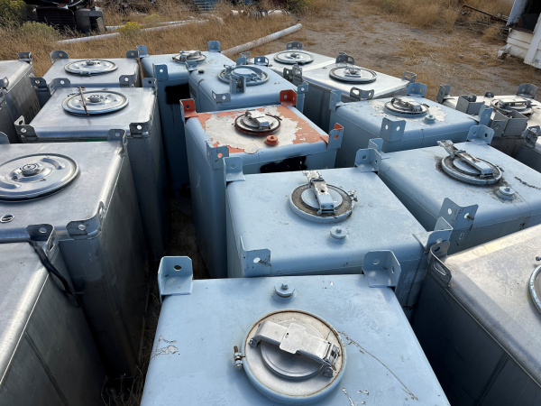 Used stainless steel tote tank